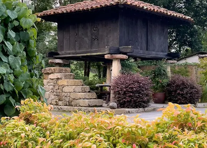 Gospodarstwo wiejskie Santu Colas Corao